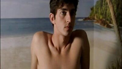 Η σέξι μιλφ το κάνει POV στο γραφείο προσλήψεων για να βρει μια νέα δουλειά