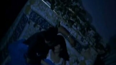 Ο χορός γύρω από τον άντρα μετατρέπεται σε σεξ με την υπέροχη μελαχρινή